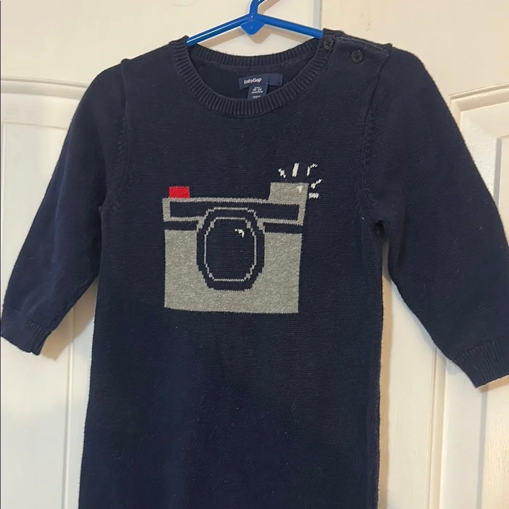 GAP cozy black